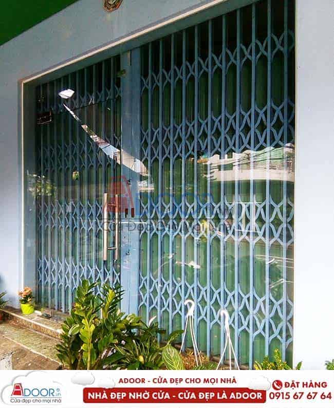 Mẫu cửa kính cường lực đẹp mặt tiền cửa hàng Cửa kính cường lực đẹp