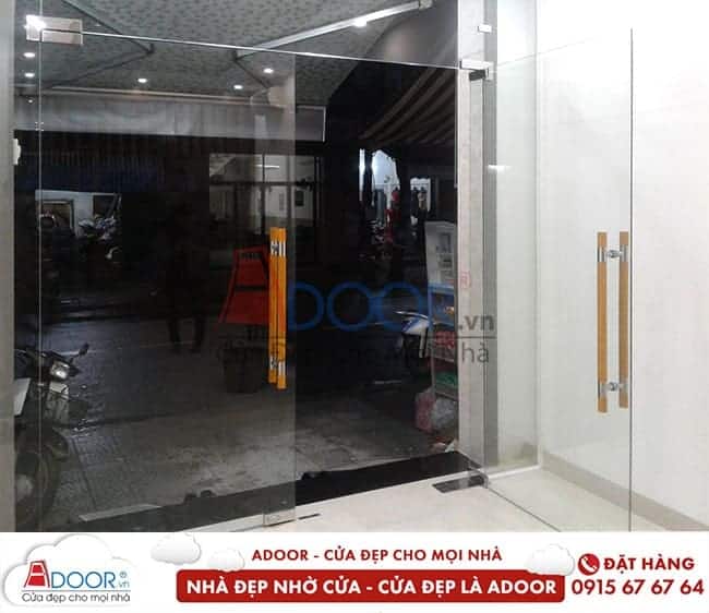Cửa kính cường lực bản lề thủy lực âm sàn Cửa kính cường lực đẹp