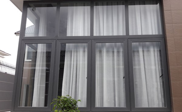 Cửa nhôm xingfa 4 cánh
