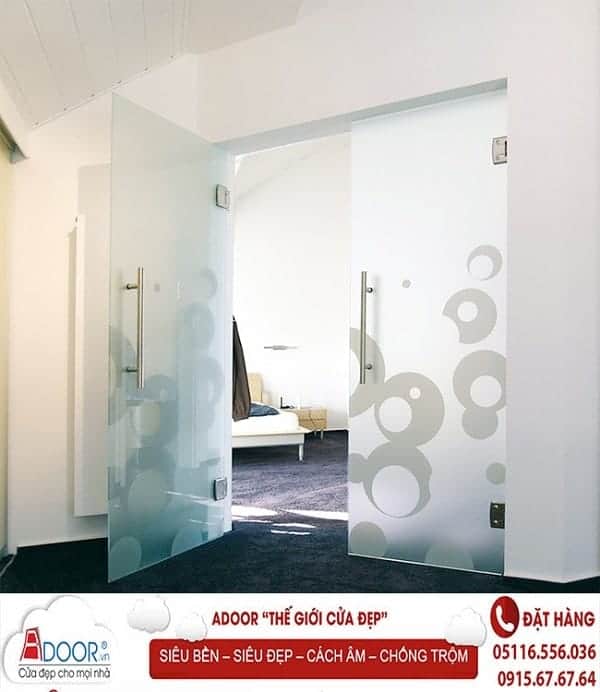 Giá cửa kính cường lực