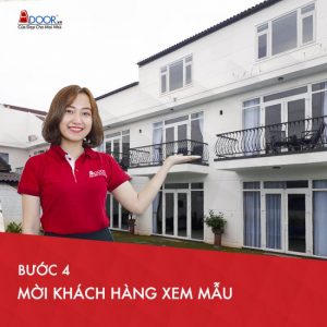 Mời khách hàng xem mẫu