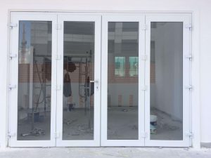 Cửa nhựa lõi thép 4 cánh mở quay