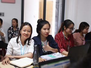 Nhân viên tại các buổi đào tạo chuyên môn