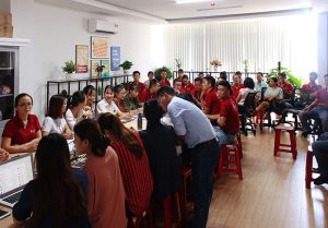 Adoor tổ chức các buổi đào tạo chuyên môn cho nhân viên