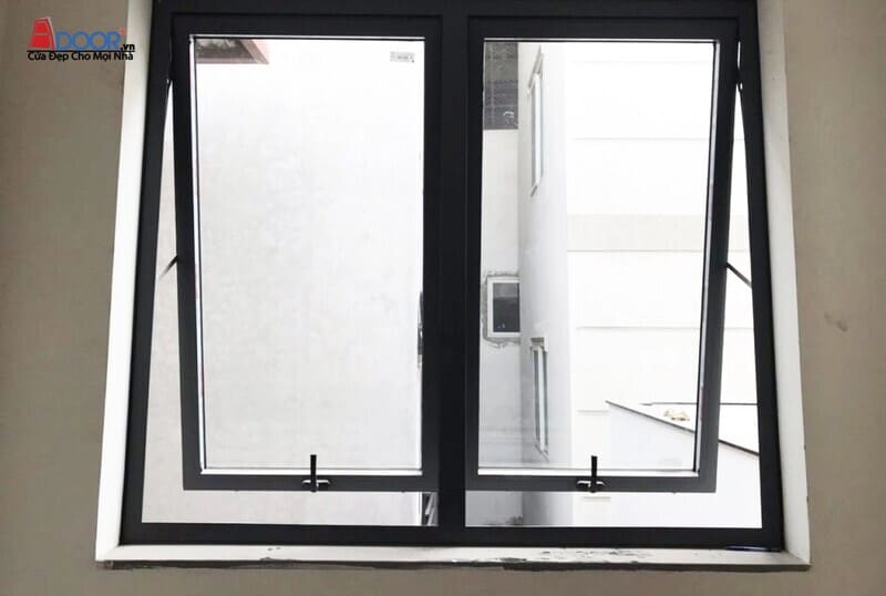 Mẫu cửa sổ mở hất 2 cánh nhôm xingfa mới nhất