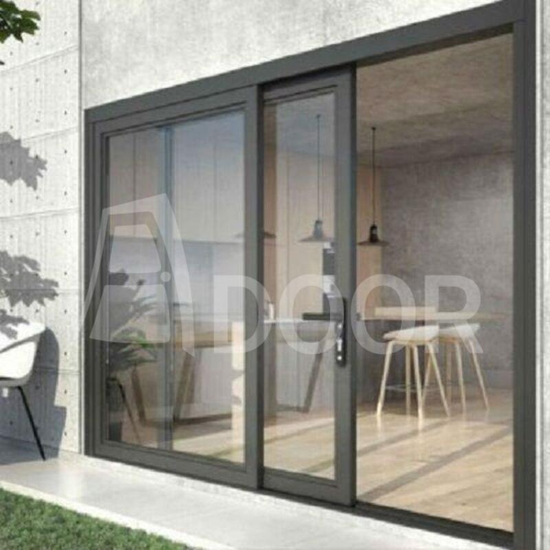 Cửa nhôm Xingfa 2 cánh mở bằng cách trược trên thanh nhôm giúp tiết kiệm không gian hiệu quả.