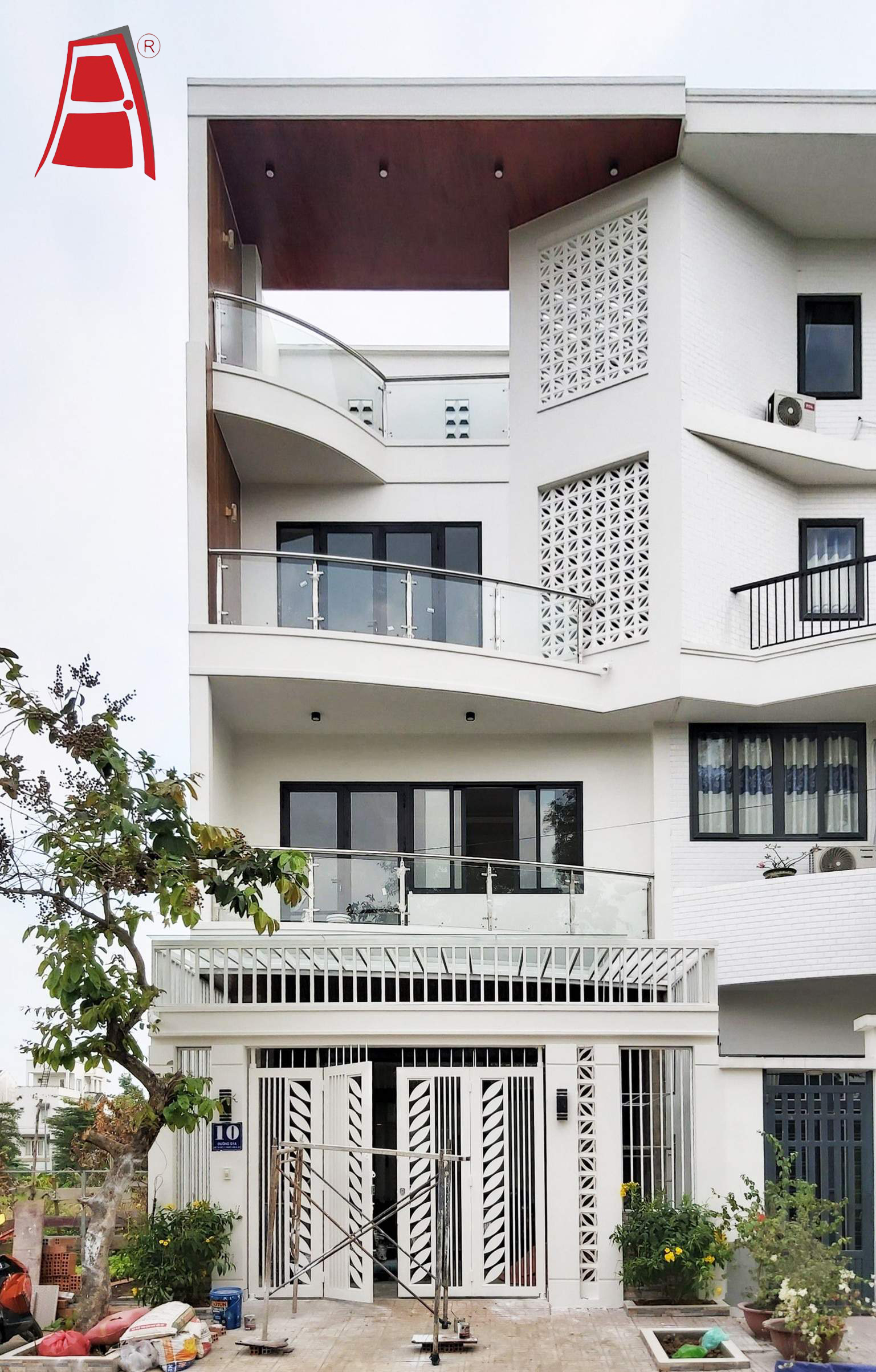 Cửa đi nhôm kính