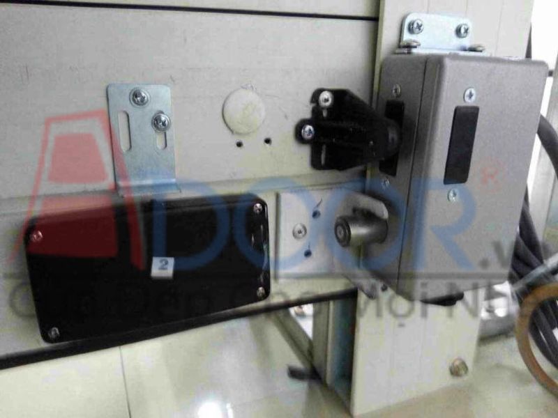 Bộ đảo chiều cửa cuốn