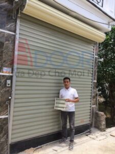 cửa cuốn tấm liền