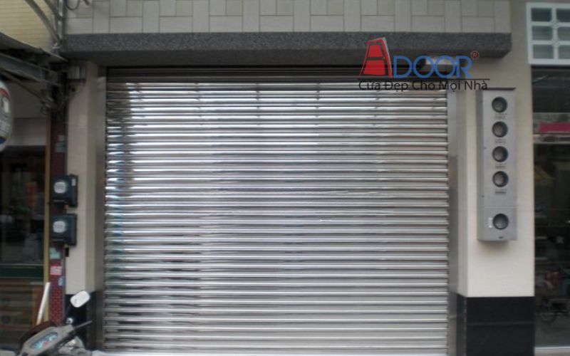 Cửa cuốn inox 304 sáng bóng, chống ăn mòn tuyệt đối