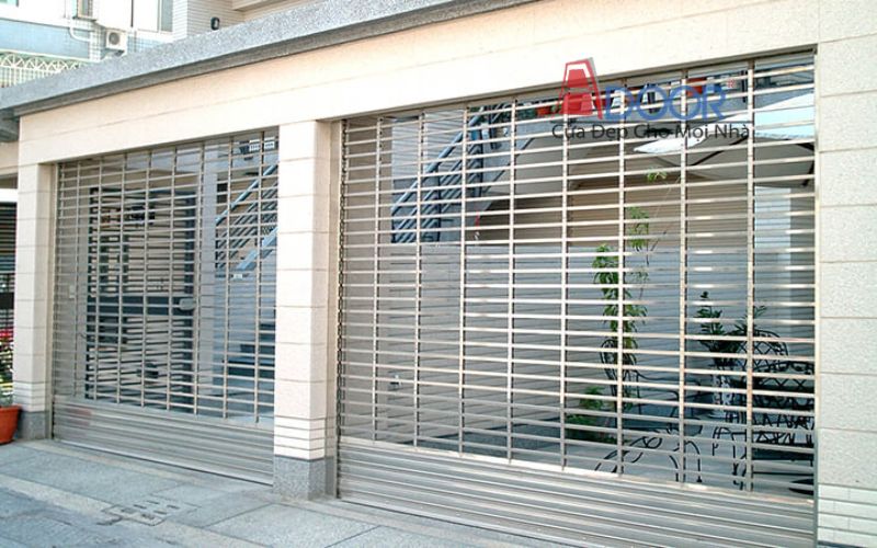 Mẫu cửa cuốn inox 304 cho showroom, cửa hàng thời trang