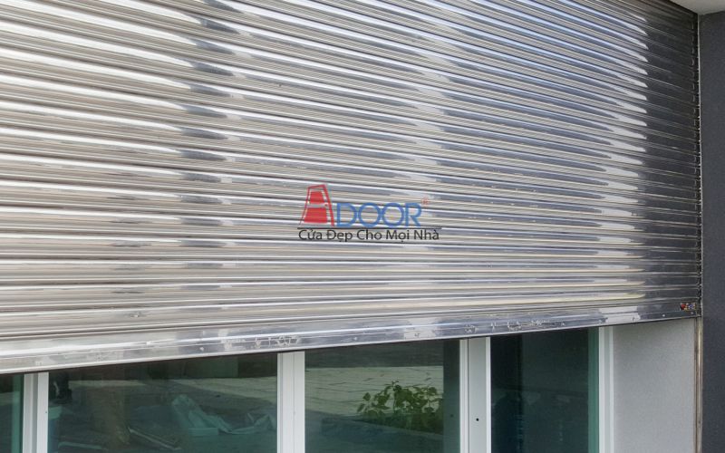 Công trình cửa cuốn inox tại cửa hàng khu vực Hà Tĩnh