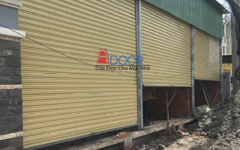 Cửa cuốn Đài Loan kéo tay Adoor – giải pháp tiết kiệm chi phí, dễ dàng sử dụng cho nhà ở và cửa hàng nhỏ