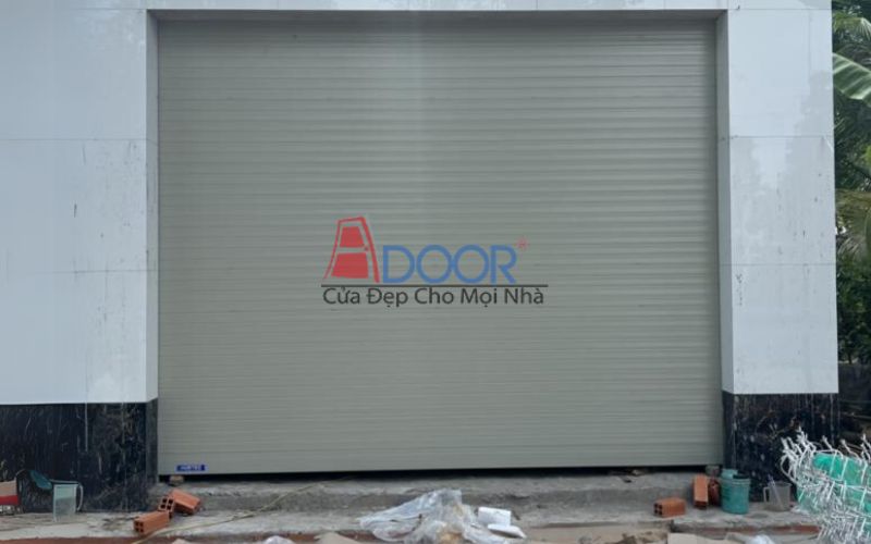 Cửa cuốn tấm liền cách âm tốt, an toàn vượt trội tại Đồng Nai