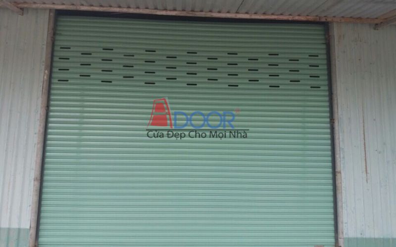 Cửa cuốn khe thoáng dày dặn, màu sắc đa dạng phù hợp nhà ở tại Nha Trang
