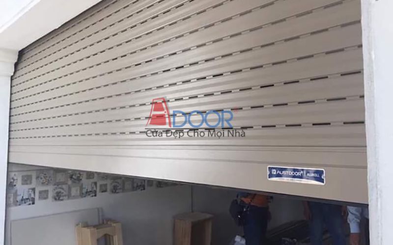 Cửa cuốn khe thoáng Adoor công nghệ Úc bền bỉ tại Nha Trang
