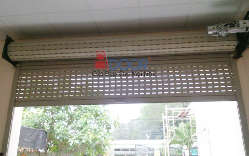 Cửa cuốn khe thoáng sử dụng tại Sầm Sơn