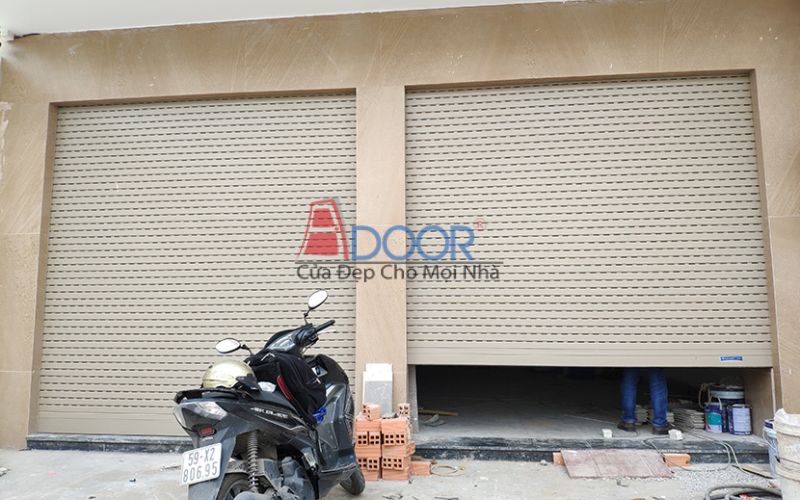 Mẫu cửa cuốn khe thoáng tiêu chuẩn – thiết kế đơn giản, bền đẹp