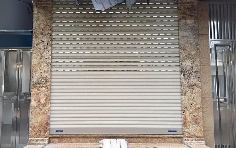 Mẫu cửa nan nhôm tiêu chuẩn đảm bảo độ bền vượt thời gian