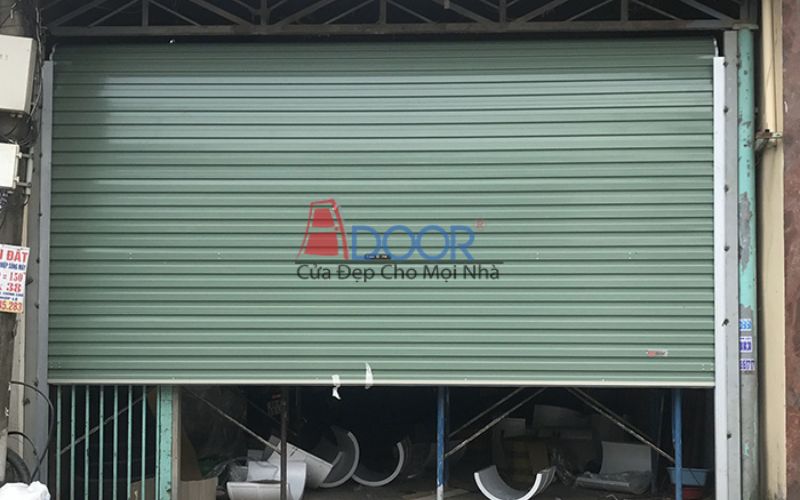 Cửa cuốn kéo tay giải pháp tiết kiệm nhưng vẫn đảm bảo an toàn