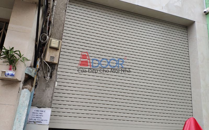 Mẫu cửa cuốn khe thoáng nan nhôm