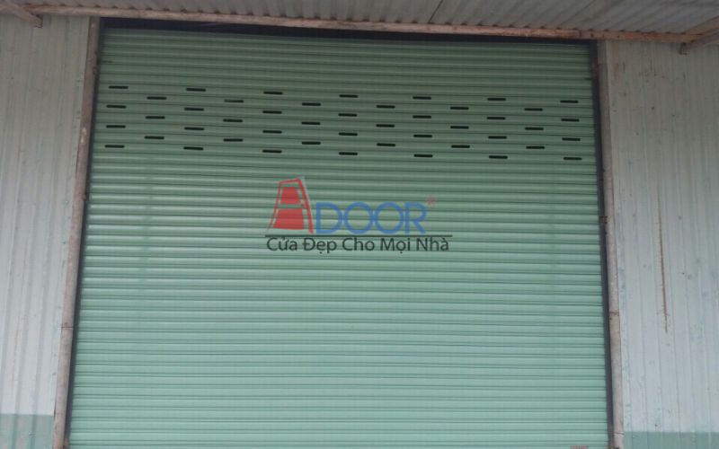 Cửa cuốn Adoor phân khúc phổ thông, chất lượng đảm bảo, giá hợp lý