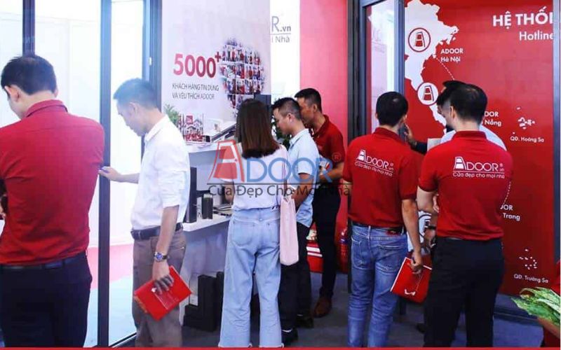 Mạng lưới phân phối cửa cuốn Adoor rộng khắp, phục vụ tận nơi