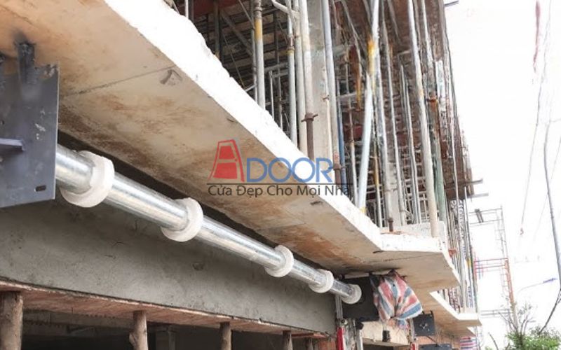 Trục cuốn cửa cuốn Adoor bền bỉ, hỗ trợ cửa cuốn hoạt động ổn định