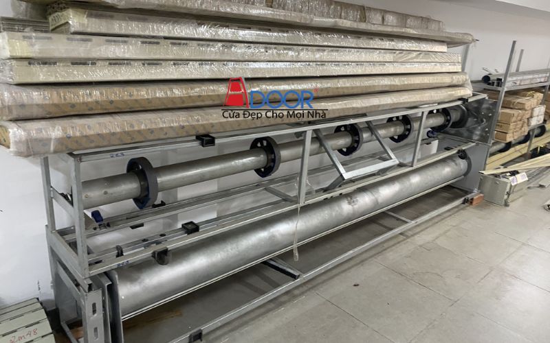 Hệ thống trục cuốn Adoor hỗ trợ cửa cuốn hoạt động ổn định lâu dài