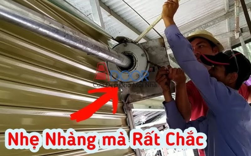 Trục cuốn bền chắc, giúp cửa vận hành ổn định