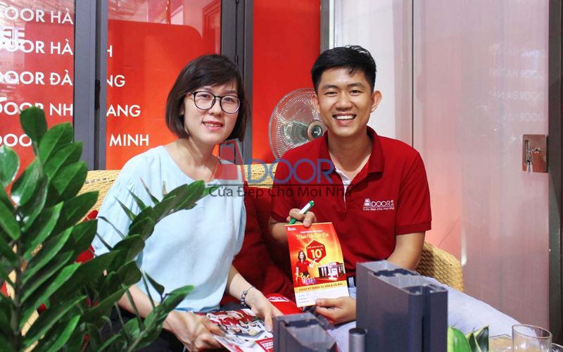 Tổng đài Adoor hỗ trợ kỹ thuật 24/7 – sẵn sàng phục vụ tại nhà