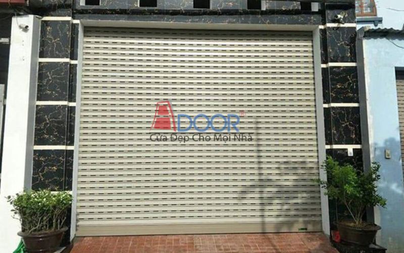 Ứng dụng cửa cuốn công nghệ Đức trong nhà phố