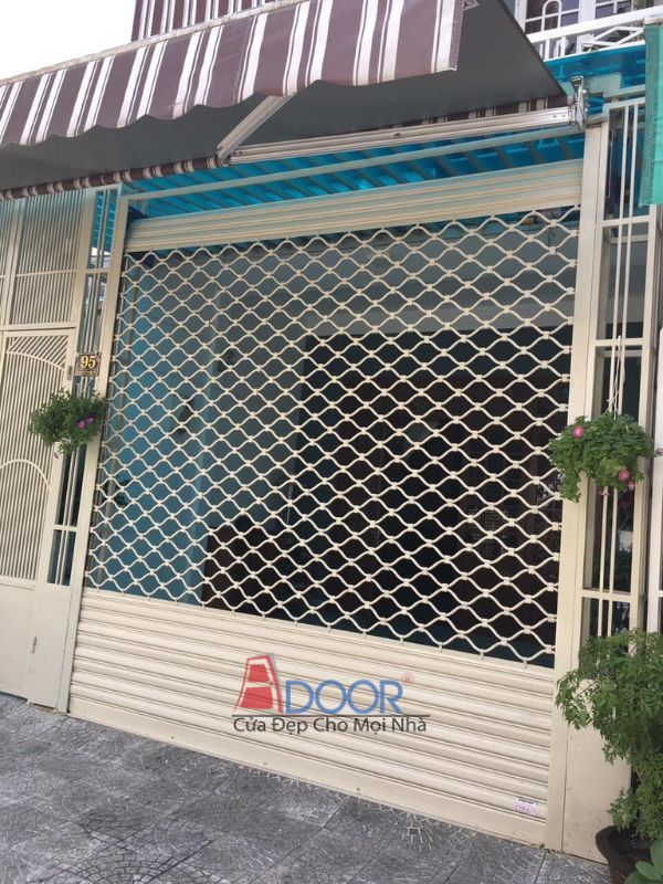 Cửa khe thoáng cho phép lấy gió nhưng vẫn đảm bảo an toàn cao