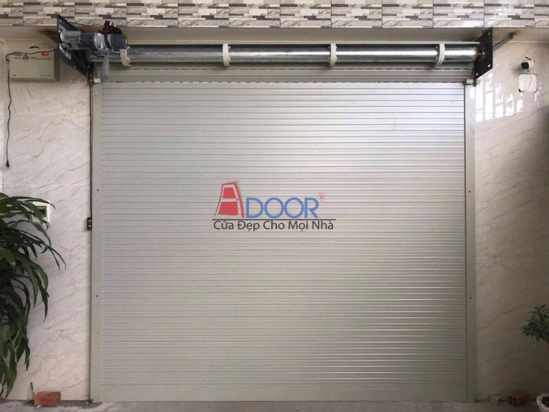 Cửa cuốn Adoor Đức vận hành êm ái gần như không gây tiếng ồn