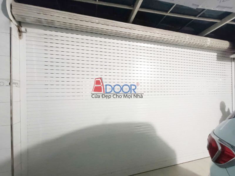 Cửa cuốn tự động minh họa sự tiện lợi và hiện đại