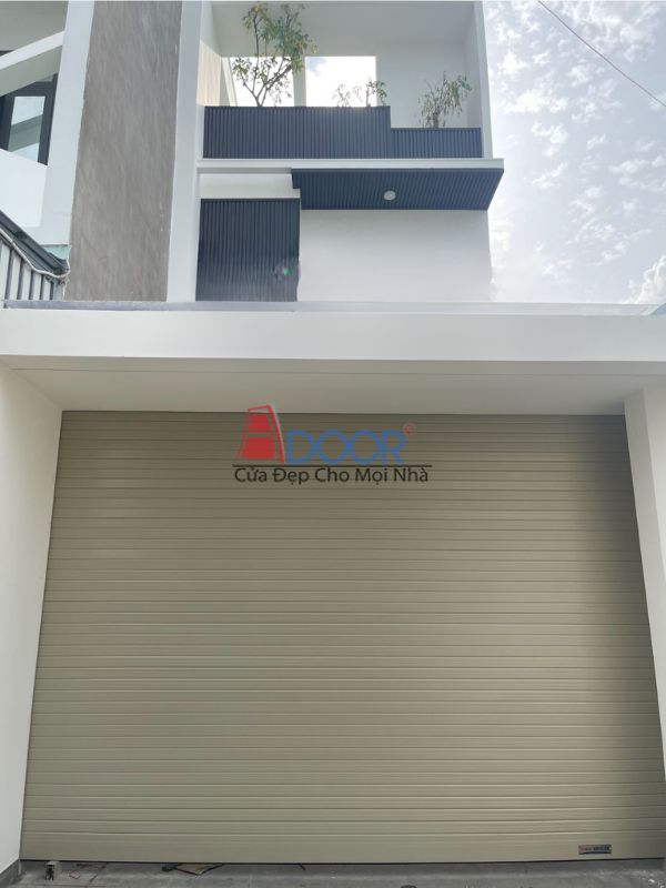 Cửa cuốn Adoor công nghệ Đức tấm liền mang lại vẻ đẹp liền mạch và an ninh tuyệt đối