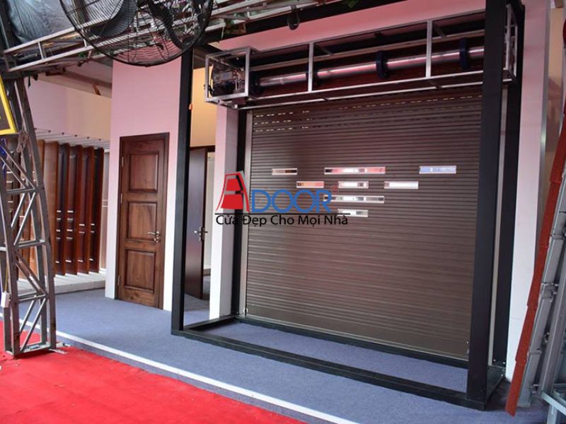 Cửa cuốn Adoor nan cách điệu với thiết kế độc đáo, tạo điểm nhấn nghệ thuật