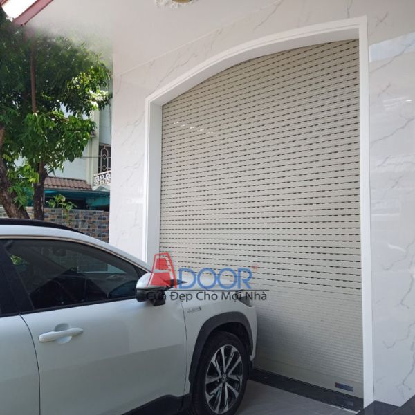 Cửa cuốn Adoor chống gỉ sét, hoạt động ổn định