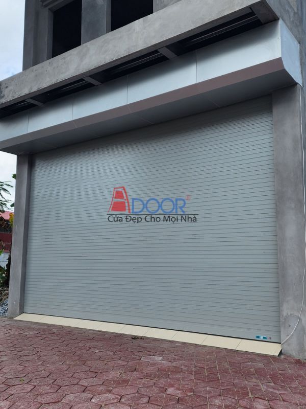Một công trình tại Đà Lạt sử dụng cửa cuốn Adoor lâu năm vẫn giữ được vẻ đẹp và độ bền