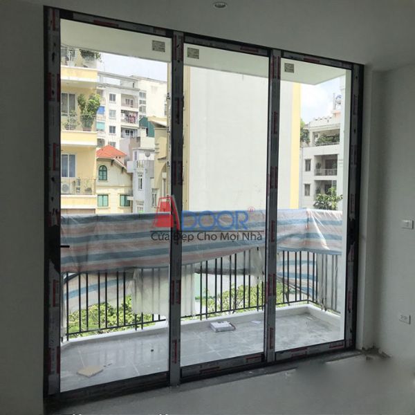 Cửa nhôm Xingfa kính trong thiết kế sang trọng, bền bỉ, phù hợp với mọi kiến trúc