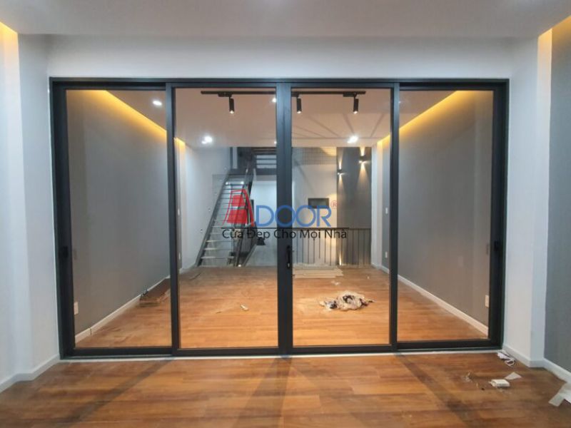 Cửa lùa Xingfa 4 cánh bền bỉ vượt thời gian, vận hành êm ái