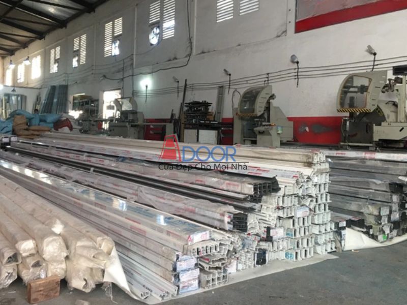 Xưởng sản xuất Adoor tự động hóa, vận hành chuyên nghiệp