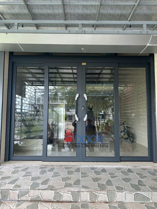 Cửa trượt quay với khả năng chống ăn mòn, cách nhiệt và chống nước hiệu quả