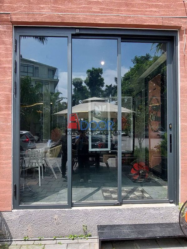 Cửa Adoor trượt quay 3 cánh tối đa hóa tầm nhìn và ánh sáng