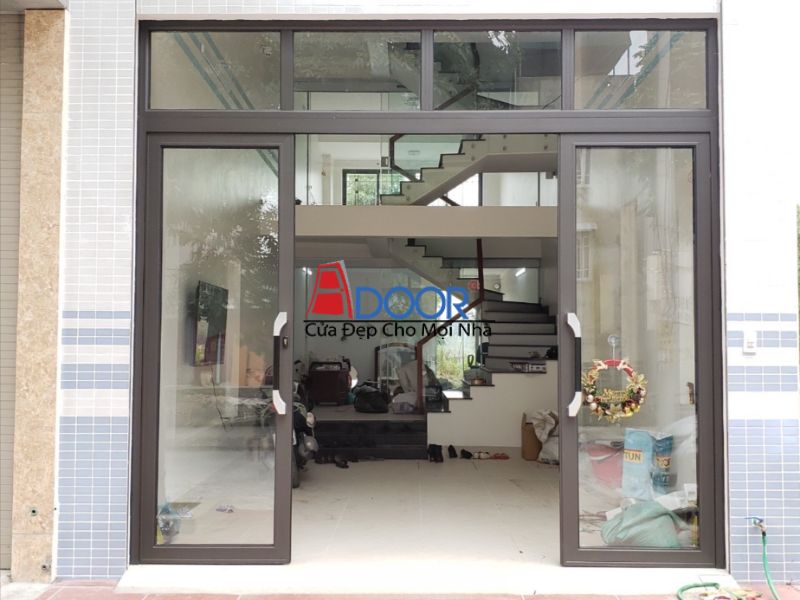 Mẫu cửa trượt quay nổi bật với vẻ sang trọng