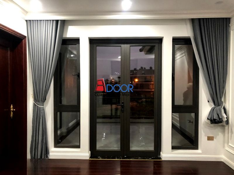 Cửa nhôm Xingfa 2 cánh mở quay màu đen tiện nghi và đẳng cấp