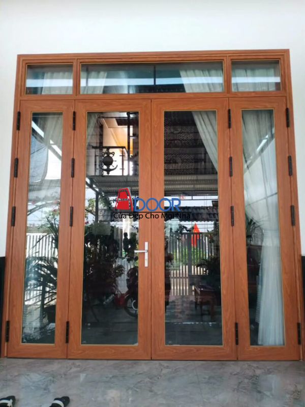 Cửa nhôm Xingfa mở quay, bền đẹp với màu vân gỗ sang trọng