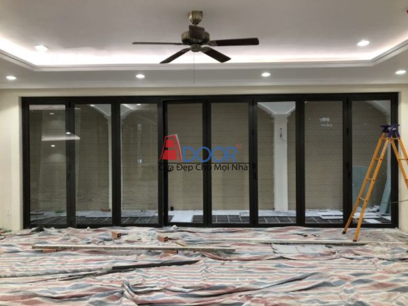 Cửa xếp trượt 8 cánh nhôm Xingfa: Đỉnh cao của sự sang trọng và công năng