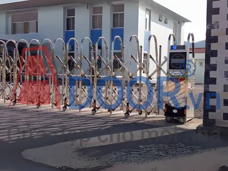 Mẫu Cửa Cổng Xếp Gọn Tự Động