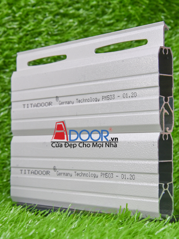 Mẫu cửa cuốn công nghệ Đức Titadoor Adoor PM503